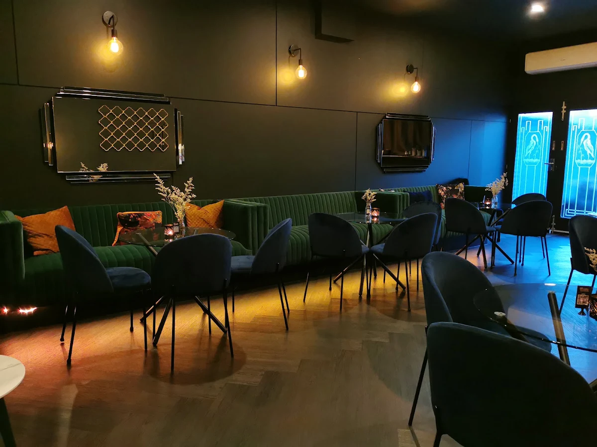 Vibe, Places Bar & Tapas