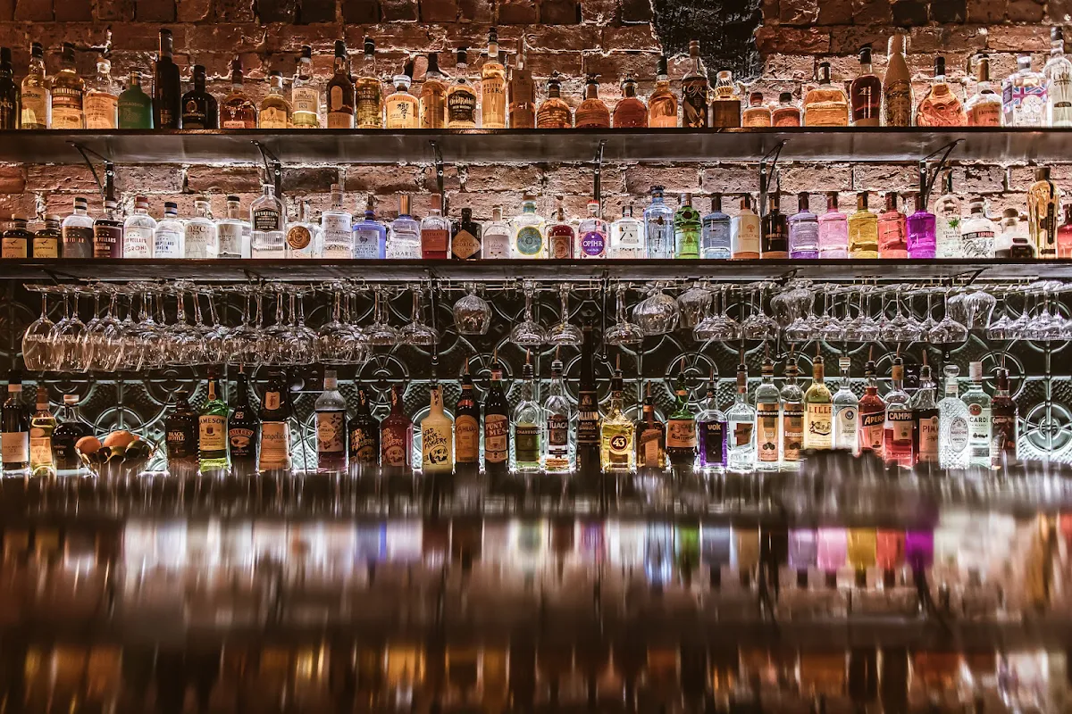 Vibe, Places Bar & Tapas