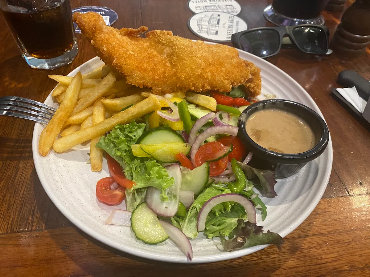 Food & drink, Riverina Hotel