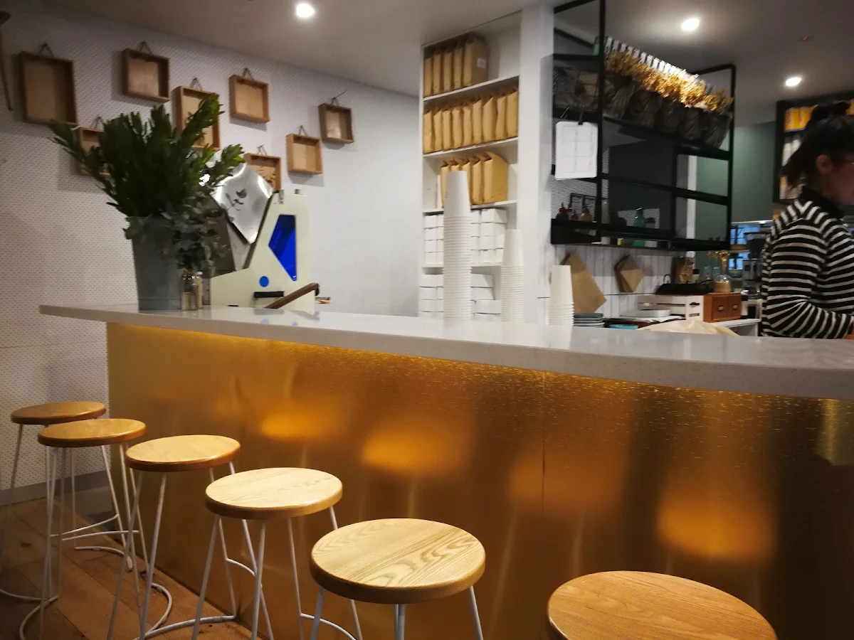 Vibe, The Hamptons Bakery