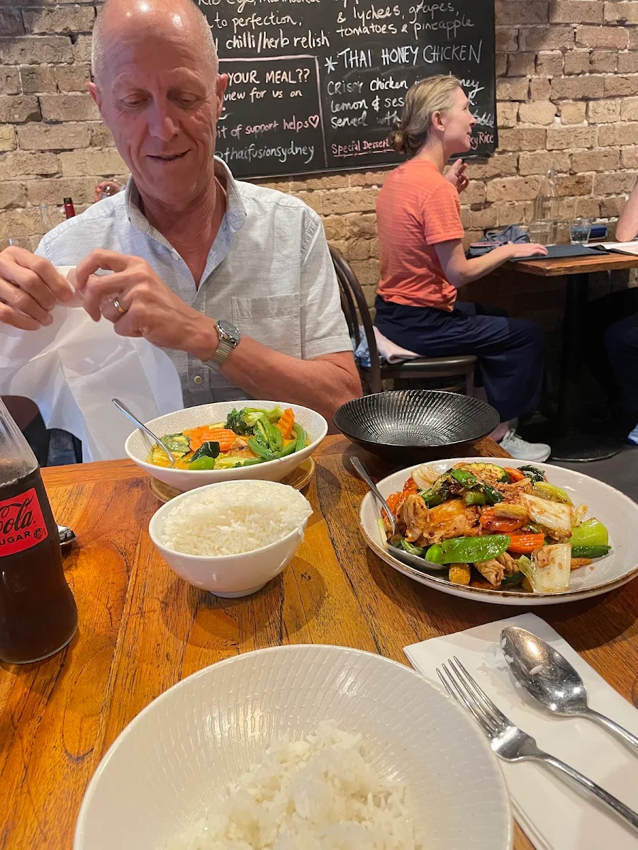 Menu, Thai Fusion