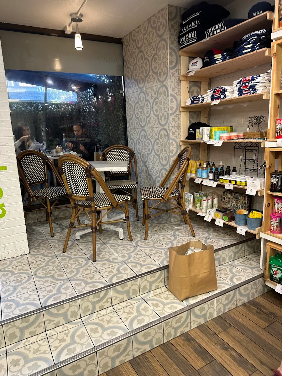 Vibe, Farma Greek