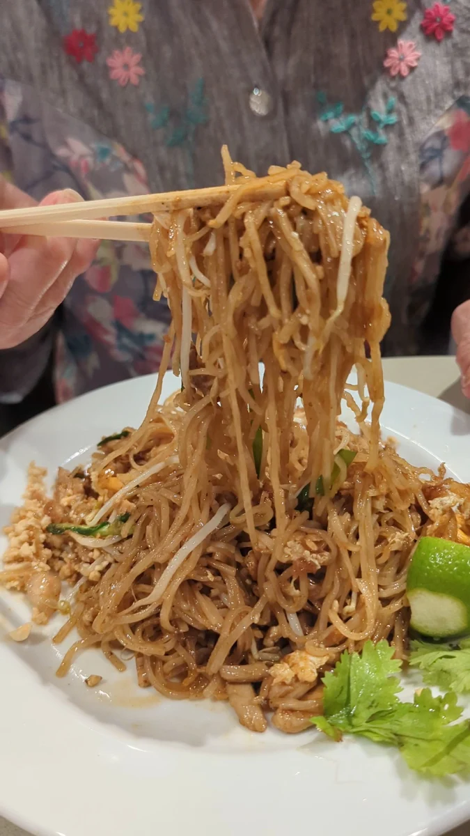Food & drink, Chat Thai - The Galeries