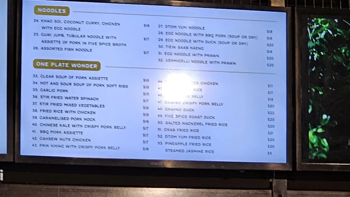 Menu, Chat Thai - The Galeries