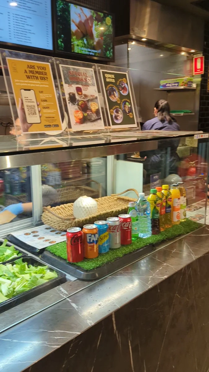Vibe, Chat Thai - The Galeries