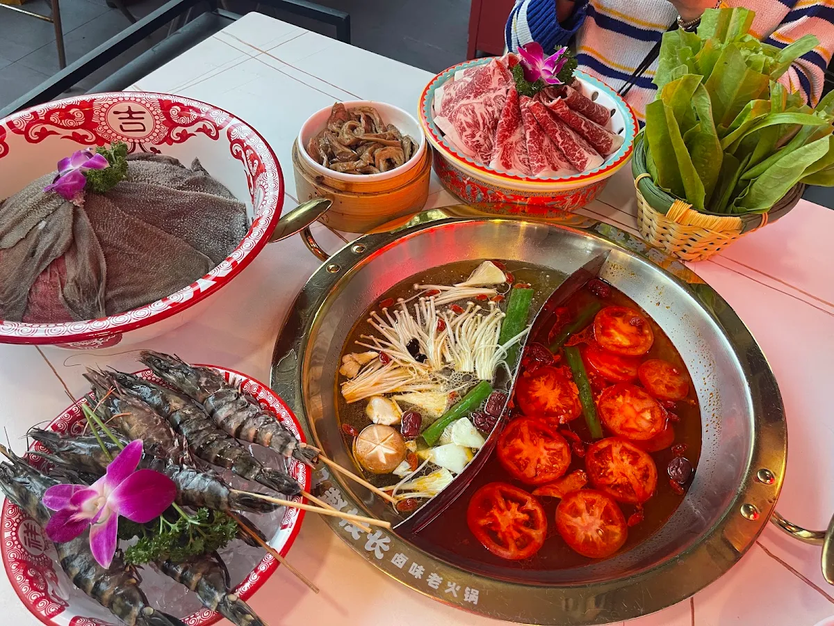 Food & drink, 赵校长卤味老火锅