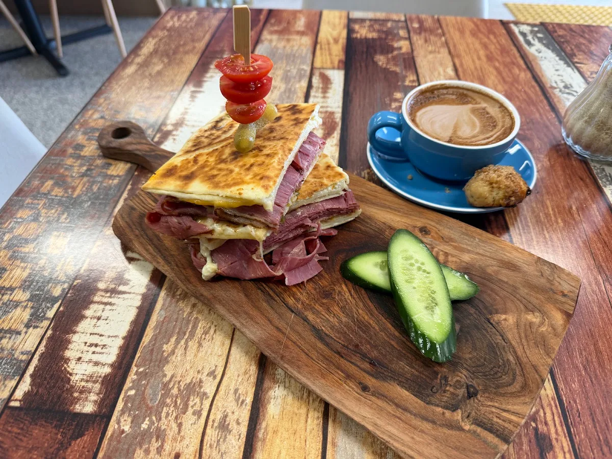 Food & drink, Grain & Grind Cafe