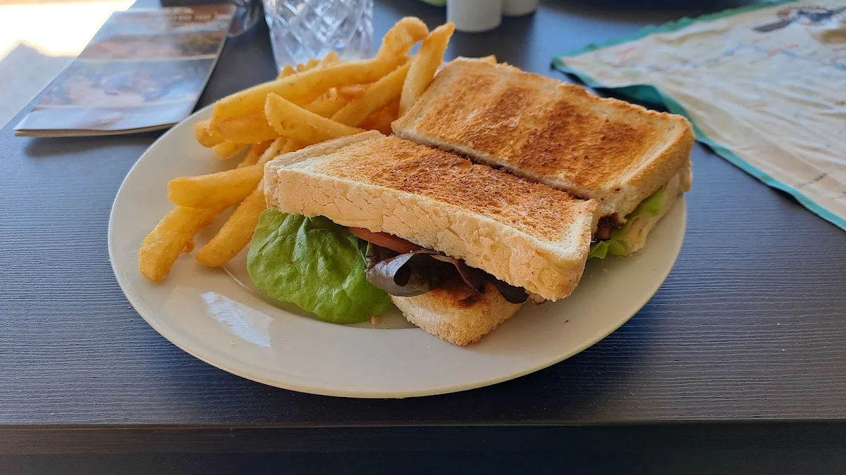 Food & drink, Harlin Hotel Motel