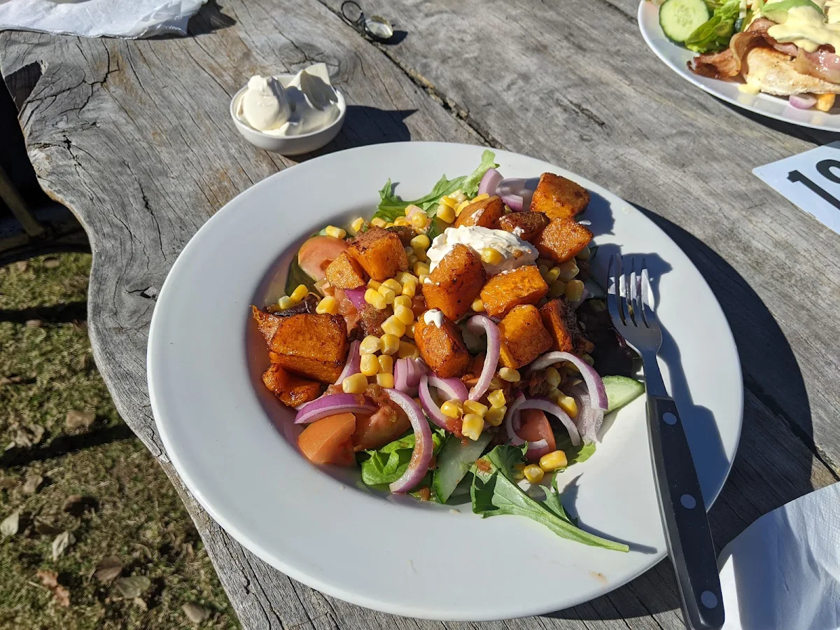 Food & drink, Harlin Hotel Motel