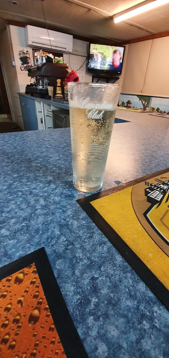 Food & drink, Harlin Hotel Motel