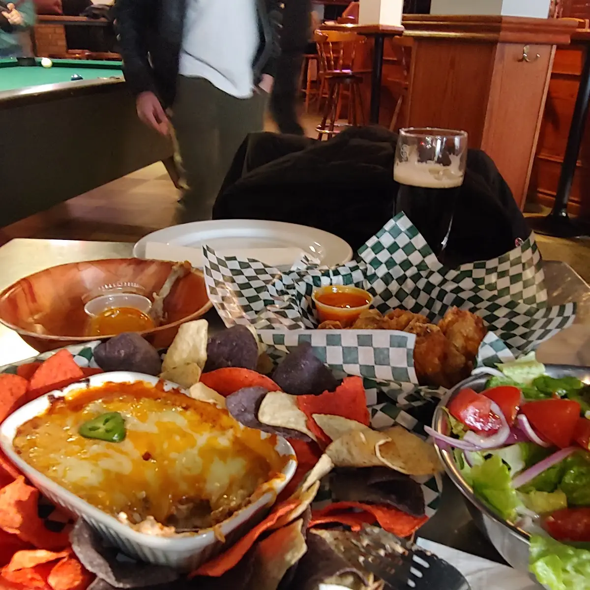 Food & drink, Yank's Old Niagara Bar & Grill
