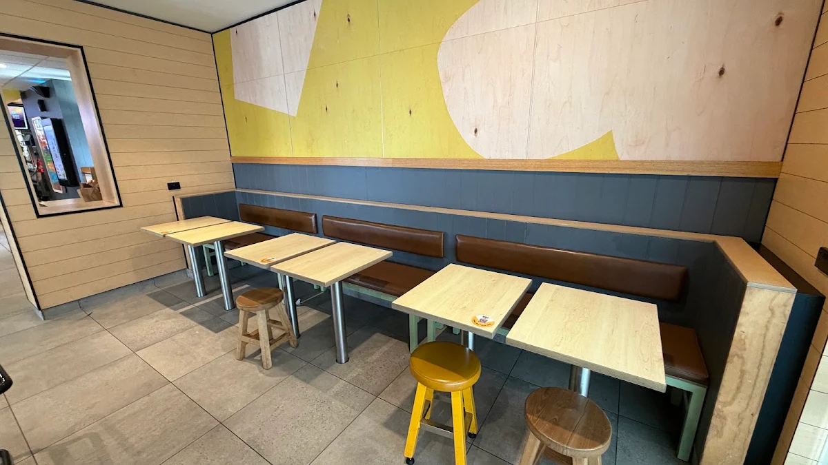 Vibe, McDonald's Hoppers Crossing