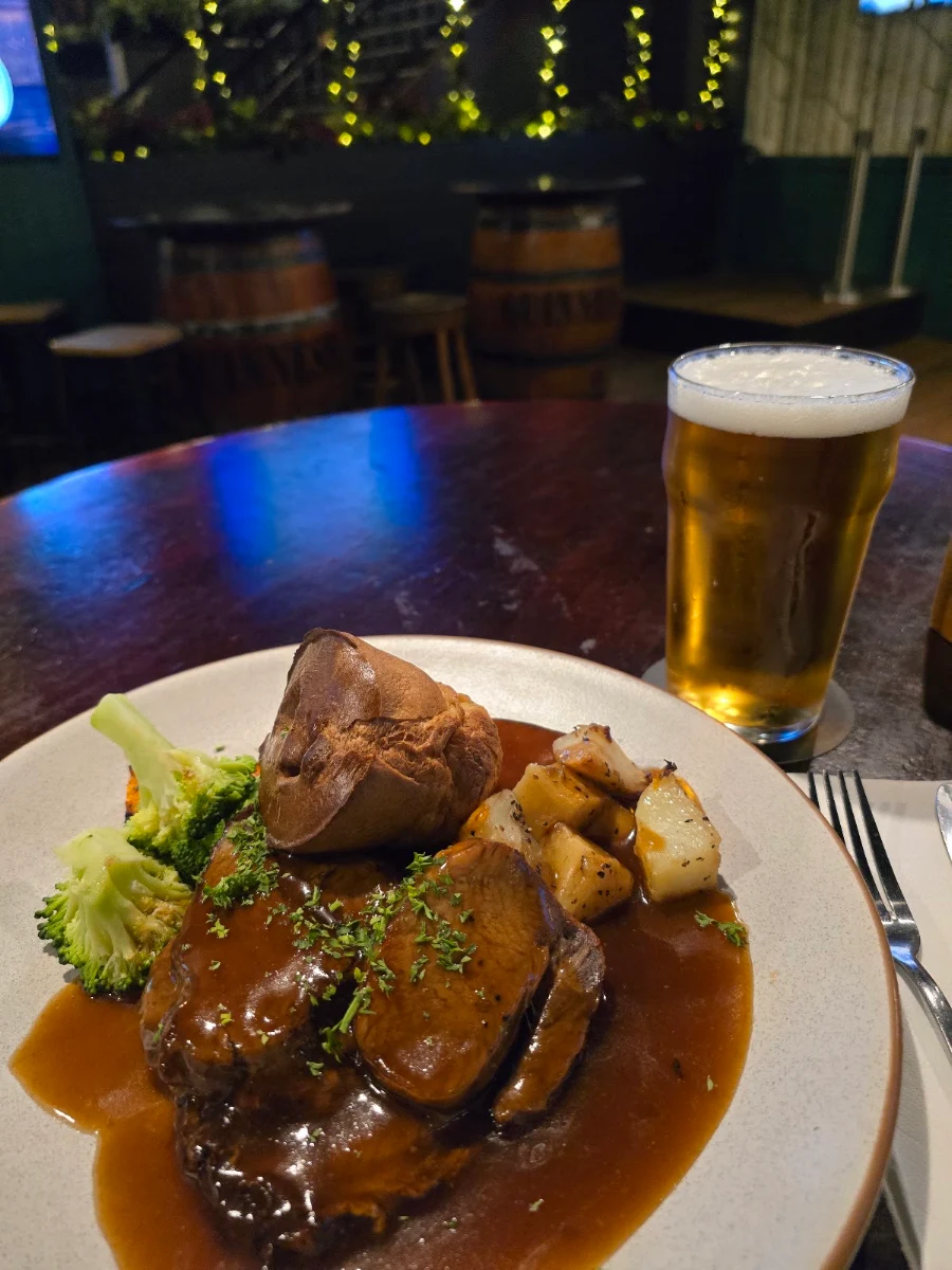 Food & drink, Finn McCool's Surfers Paradise
