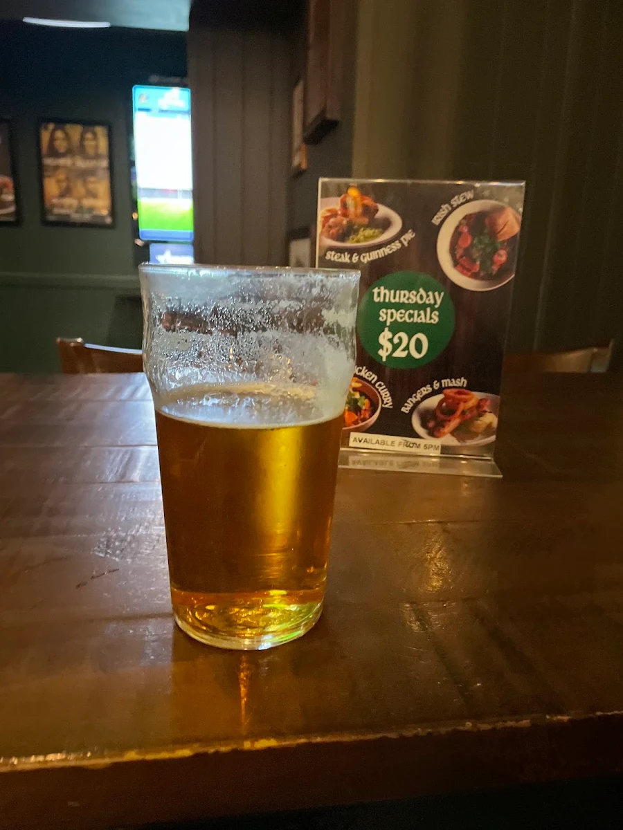 Food & drink, Finn McCool's Surfers Paradise