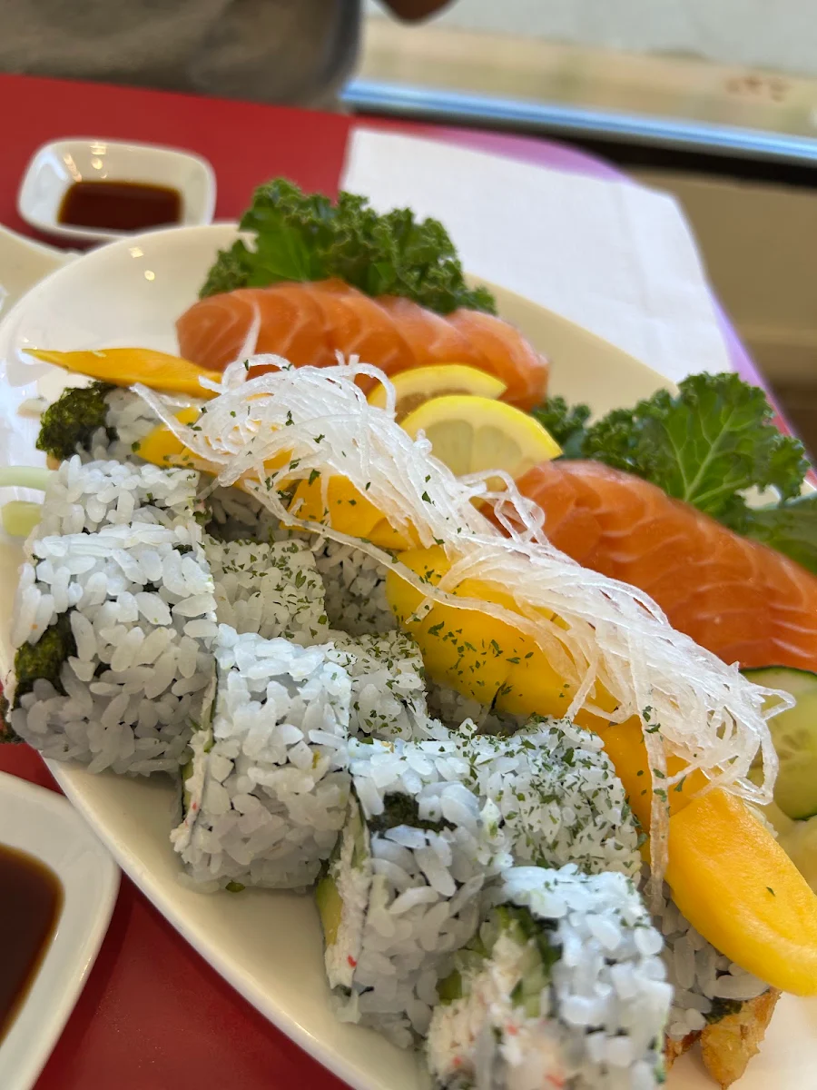 Food & drink, TOGO SUSHI