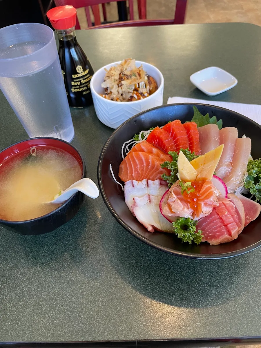 Food & drink, TOGO SUSHI
