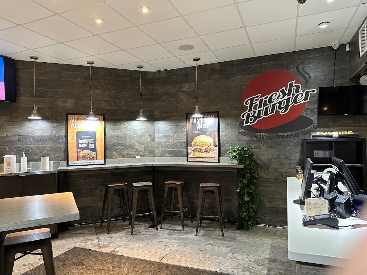 Vibe, Fresh Burger Yonge Street