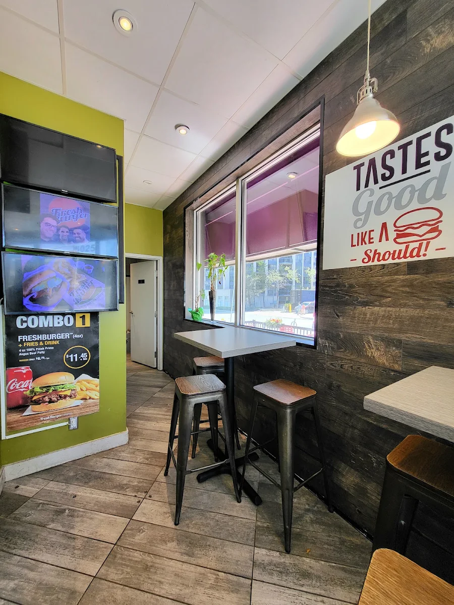 Vibe, Fresh Burger Yonge Street