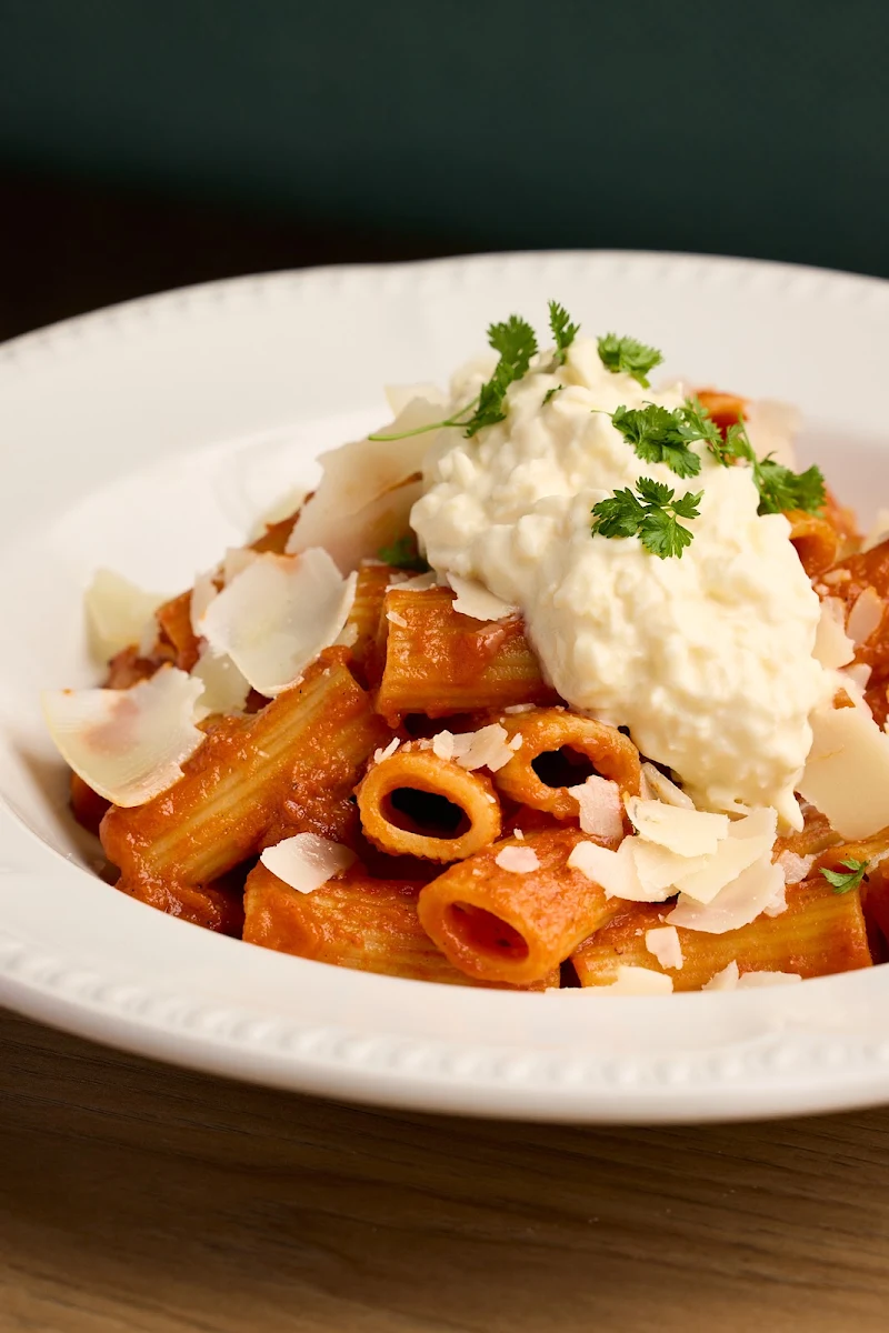 Food & drink, La Vallee Cafe/Restaurant Essendon