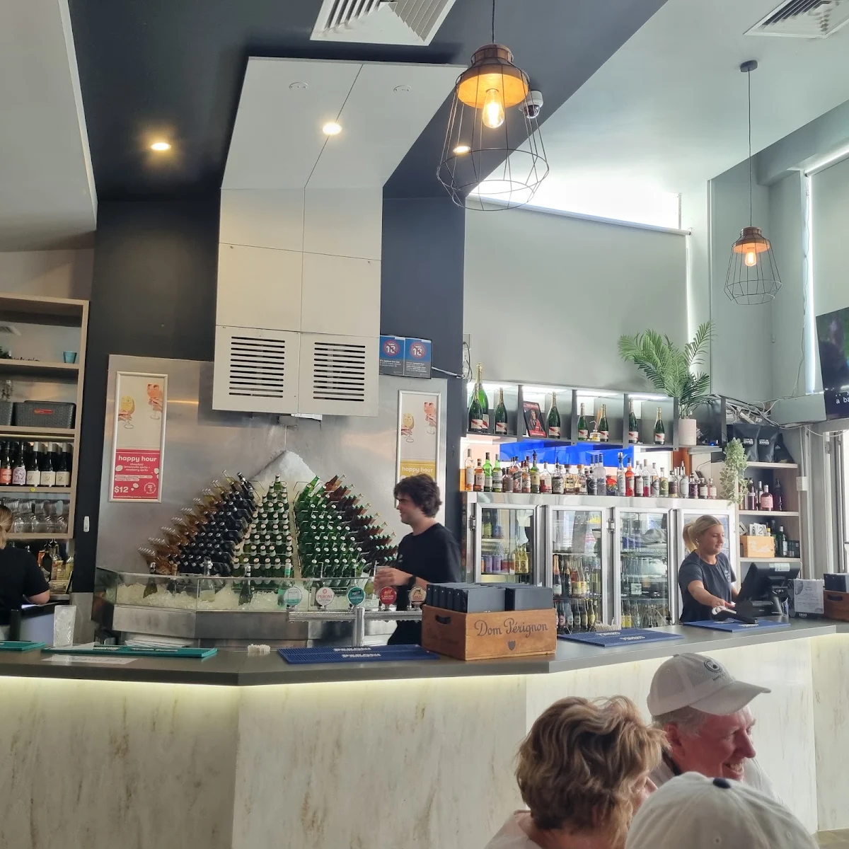 Vibe, Oyster Bar Holdfast Shores