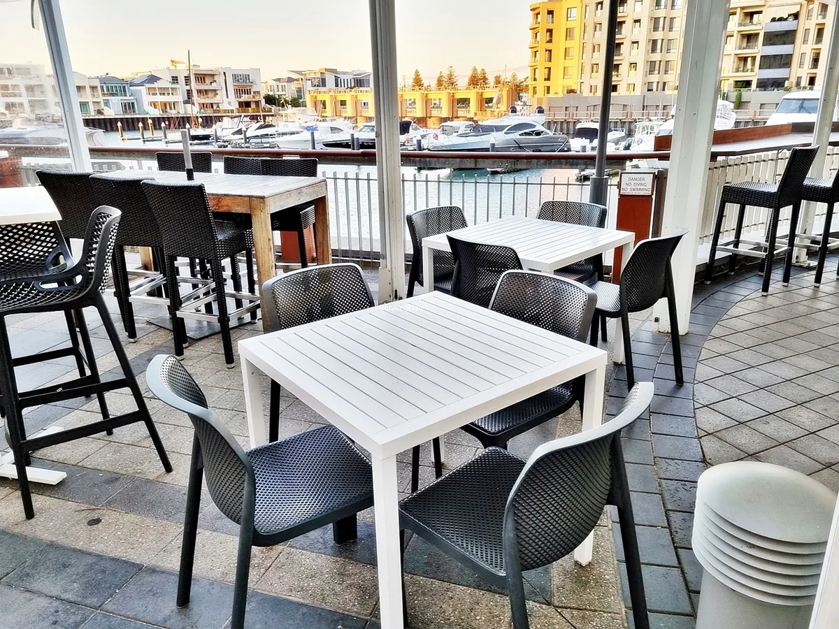 Vibe, Oyster Bar Holdfast Shores