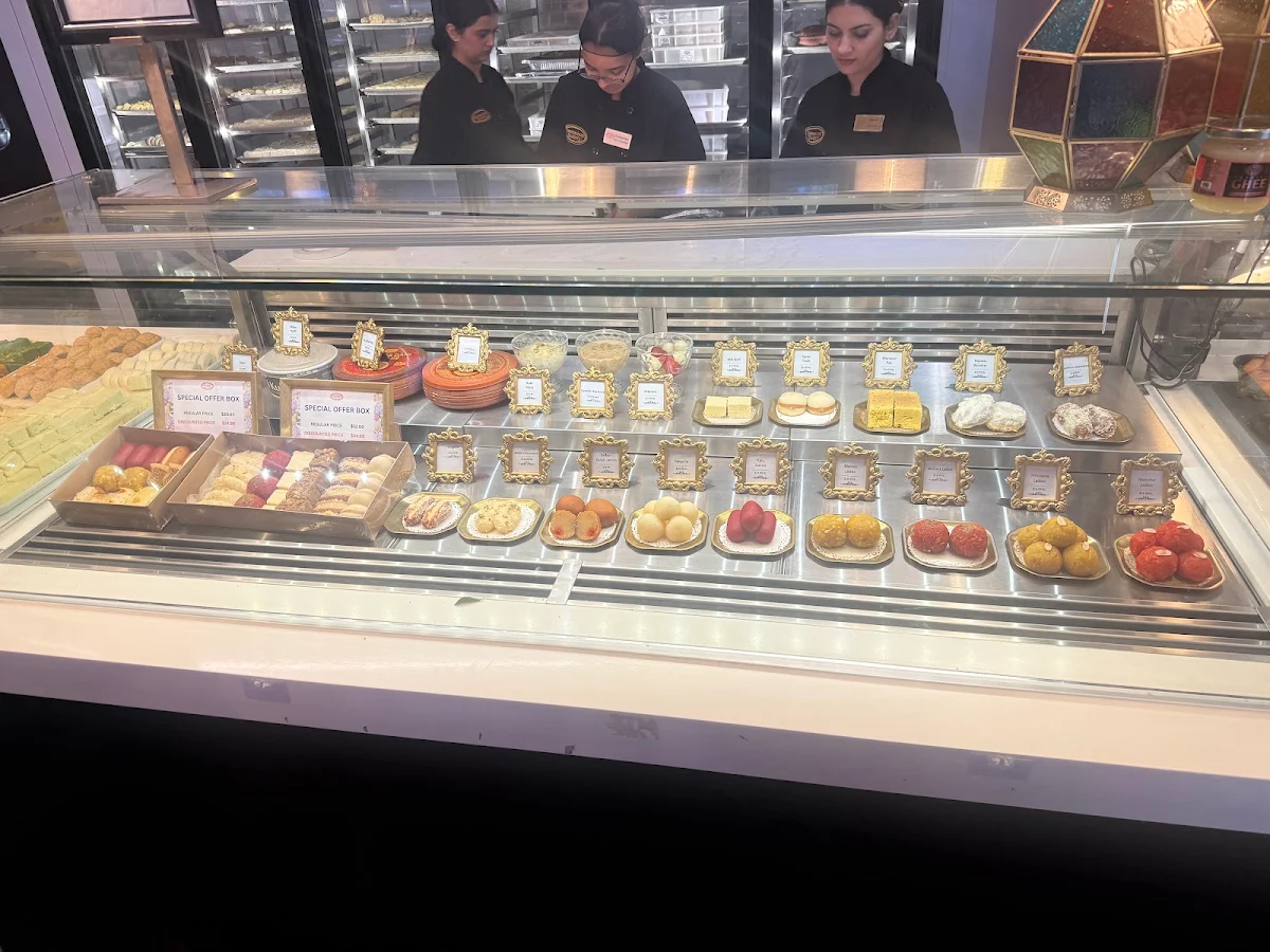 Vibe, Premium Sweets