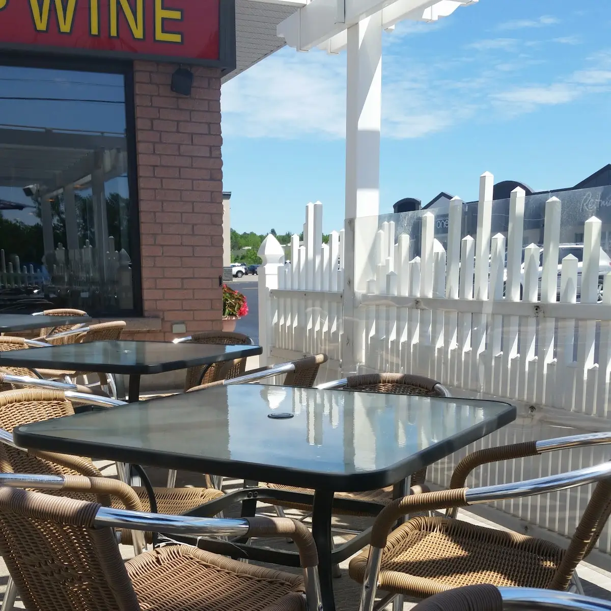 Vibe, Fratelli's Kitchen