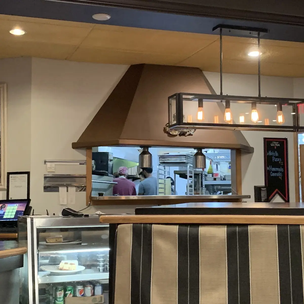 Vibe, Fratelli's Kitchen