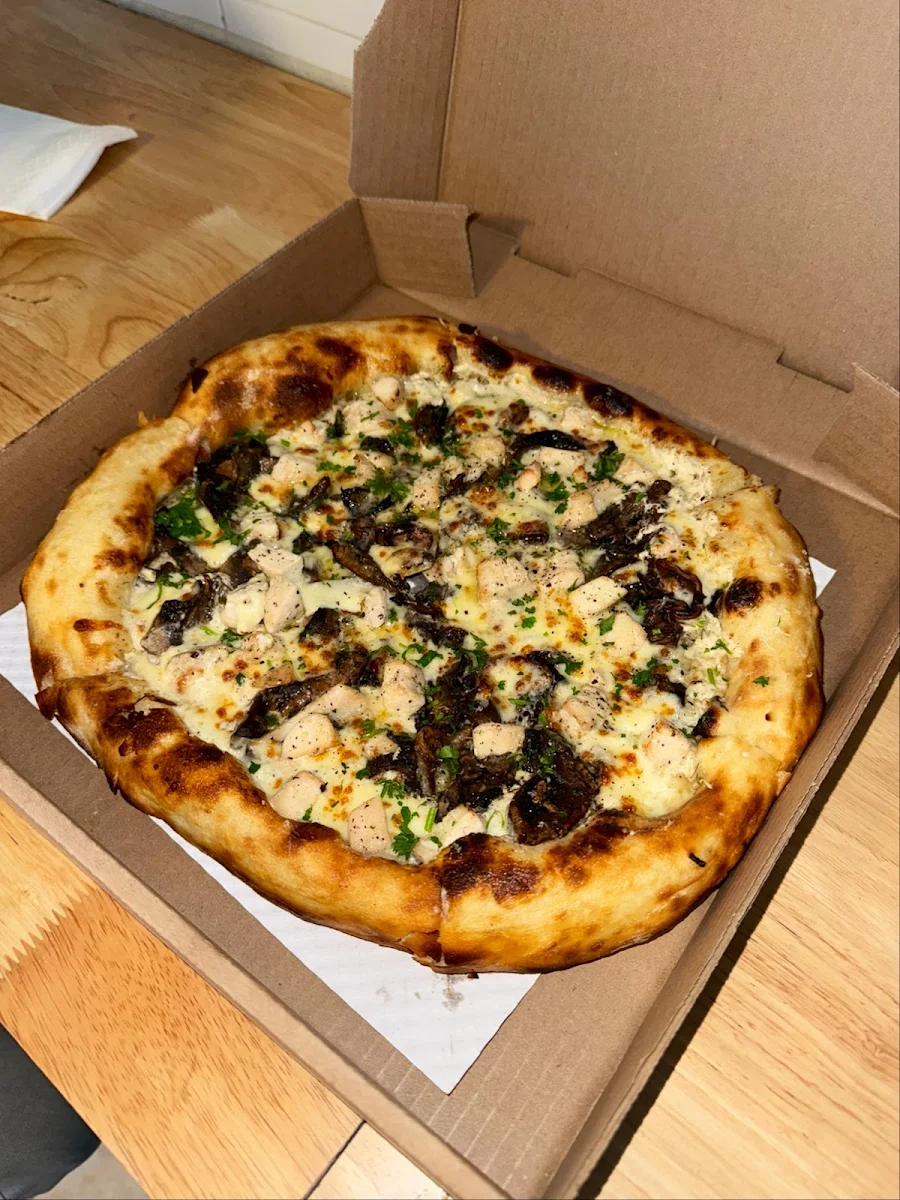 Food & drink, Pizza Nerds (Old Ottawa South)