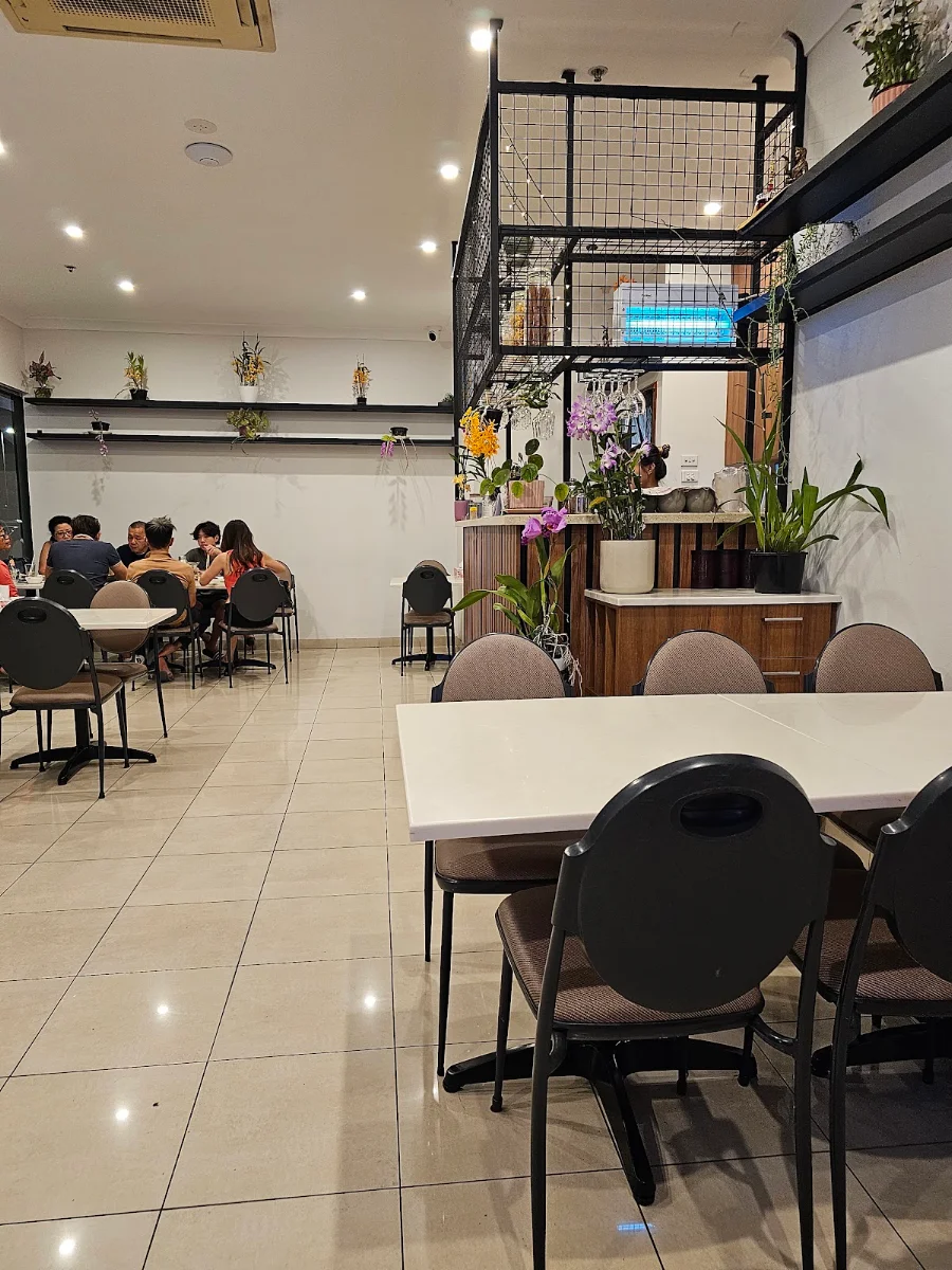 Vibe, Edensor Noodle House