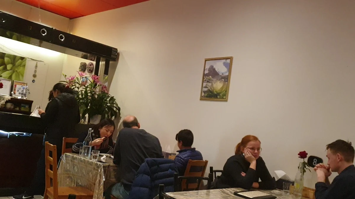 Vibe, Karlaylisi Restaurant - Uyghur Cuisine