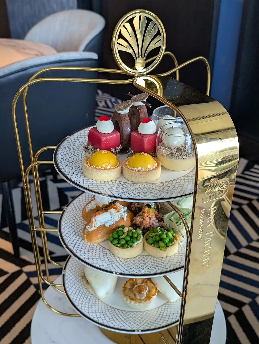 Food & drink, High Tea at Pan Pacific Melbourne