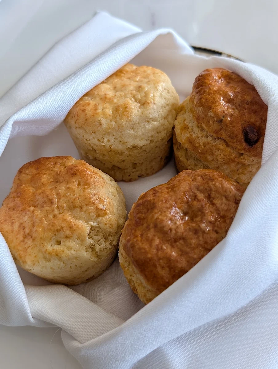 Food & drink, High Tea at Pan Pacific Melbourne