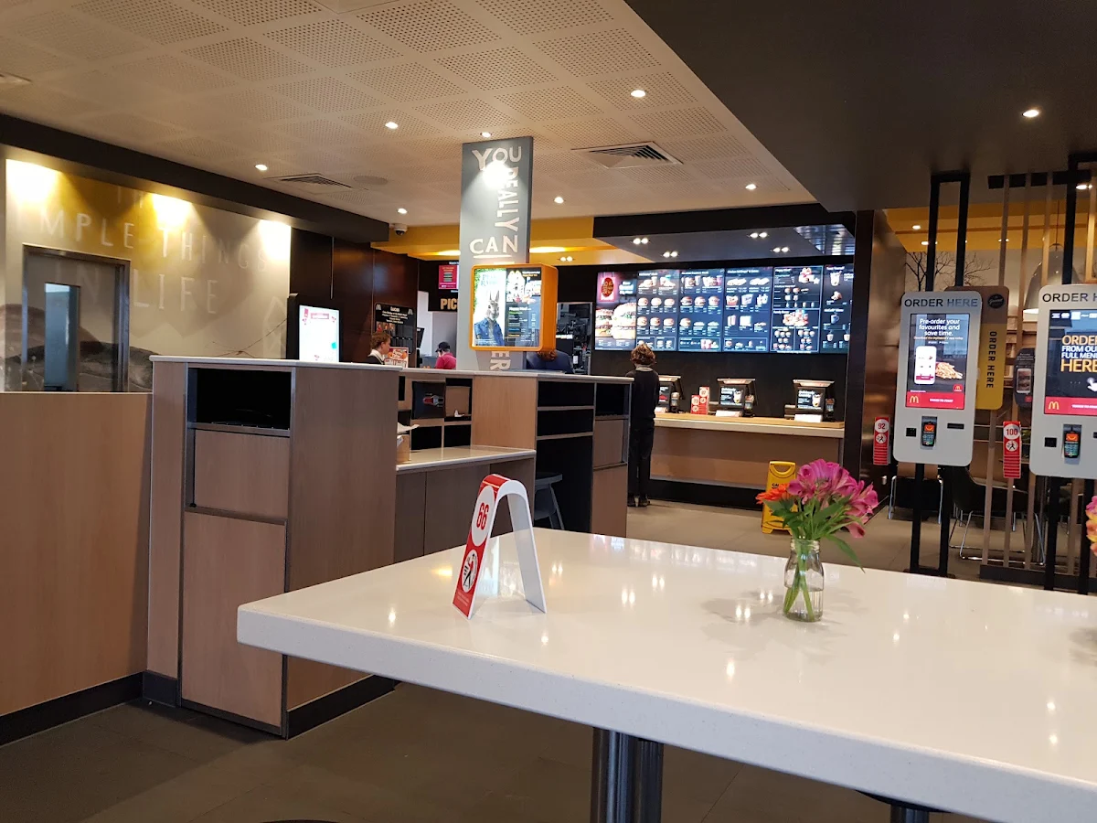 Vibe, McDonald's Lucas