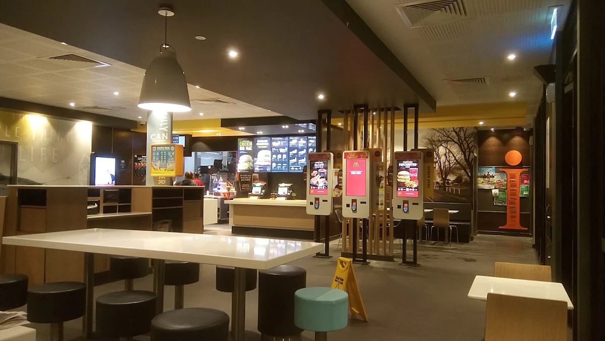 Vibe, McDonald's Lucas