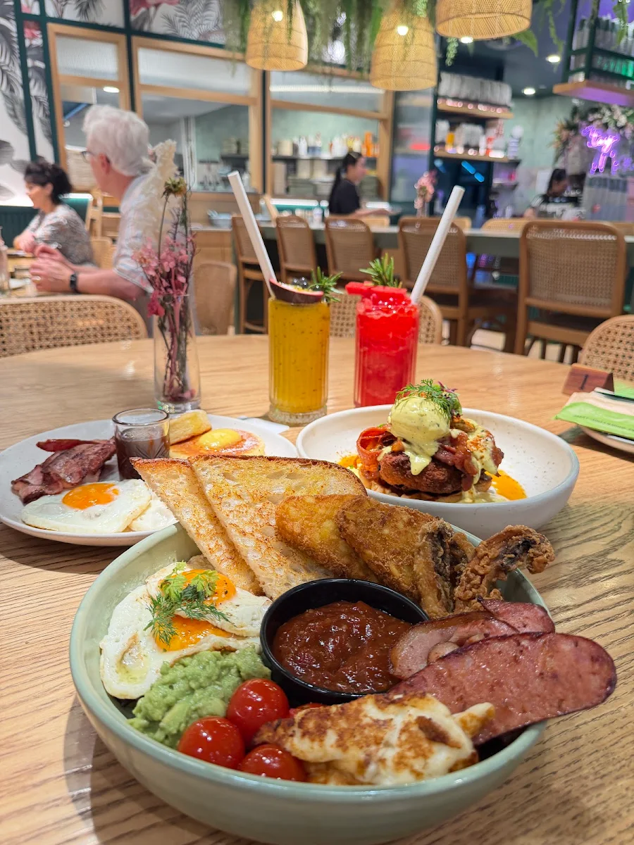 Food & drink, Urban Jungle Cafe