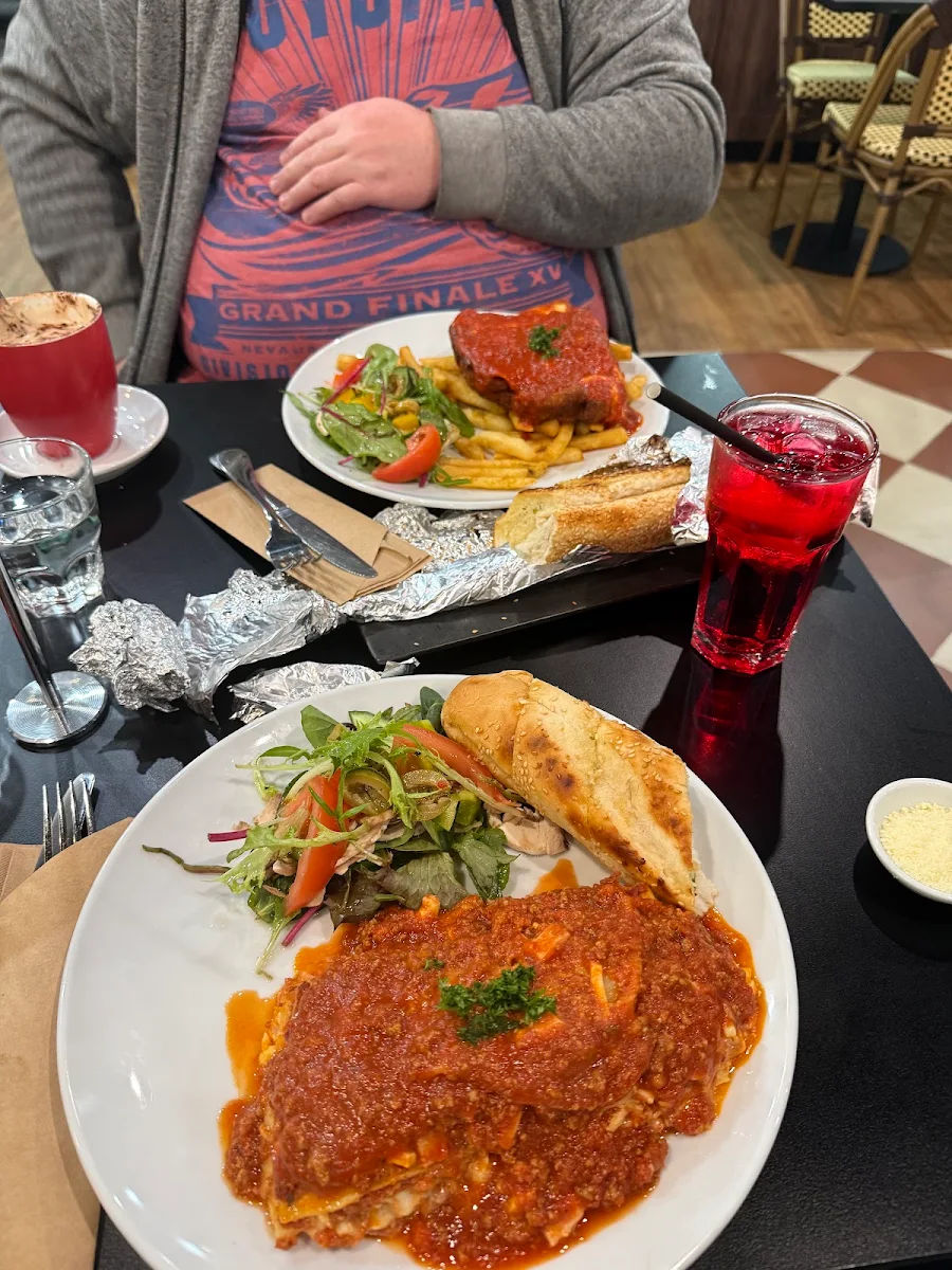 Food & drink, Town & Country Pizza and Pasta Delacombe
