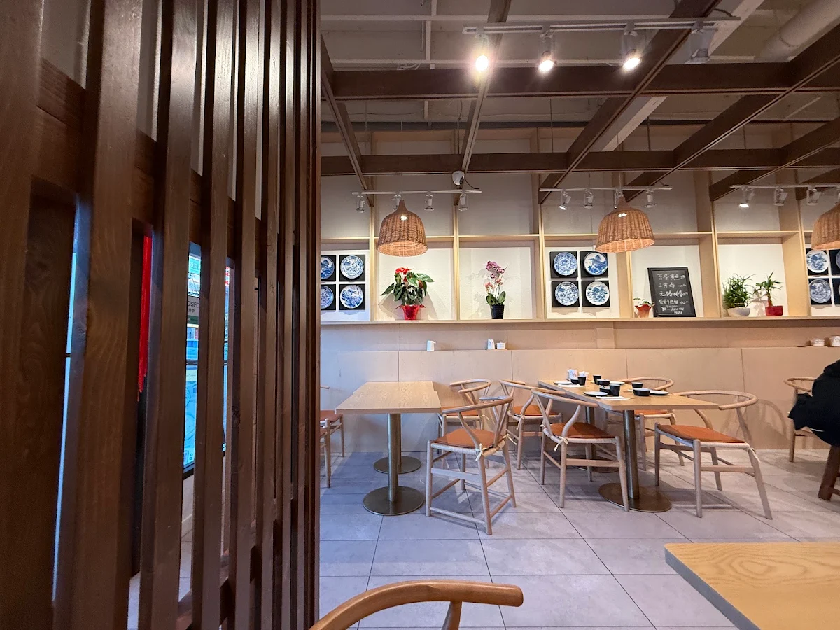 Vibe, Jasmine Flowers Cuisine