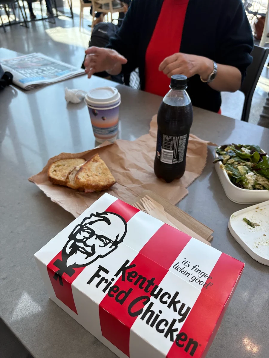 Food & drink, KFC Sydney International Airport