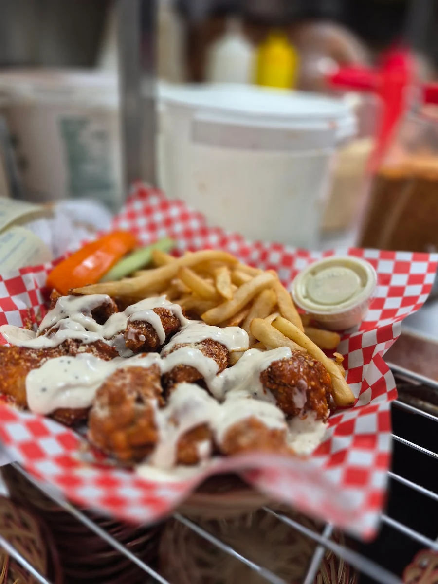 Food & drink, Wing House Plattsville