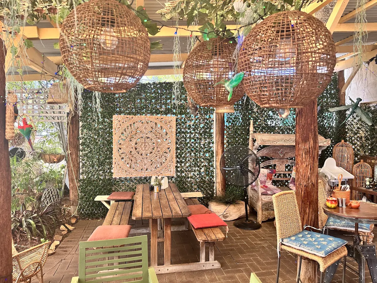 Vibe, Chatterbox Cafe Williams