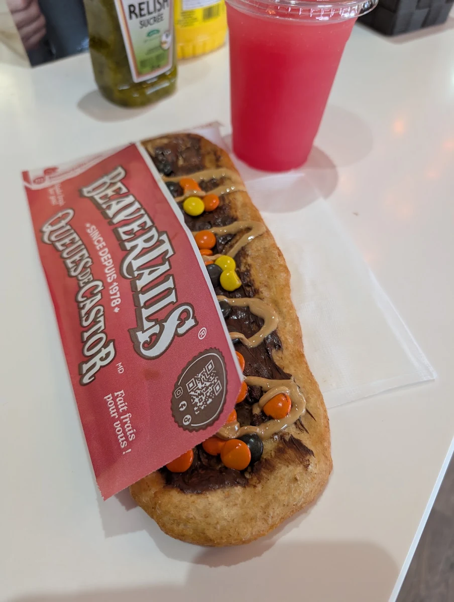Food & drink, BeaverTails- Queues de Castor (Clear Lake)