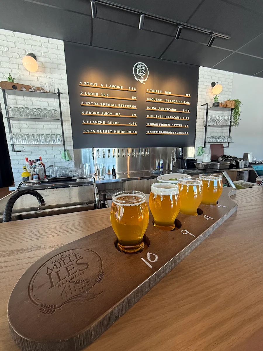 Menu, Brasserie Mille-Îles - Boutique & Taproom