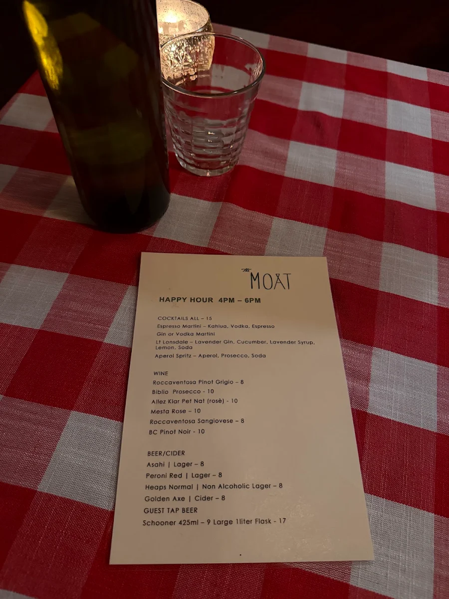 Menu, The Moat