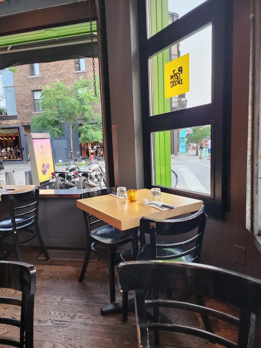 Vibe, Pizzédélic Mont-Royal