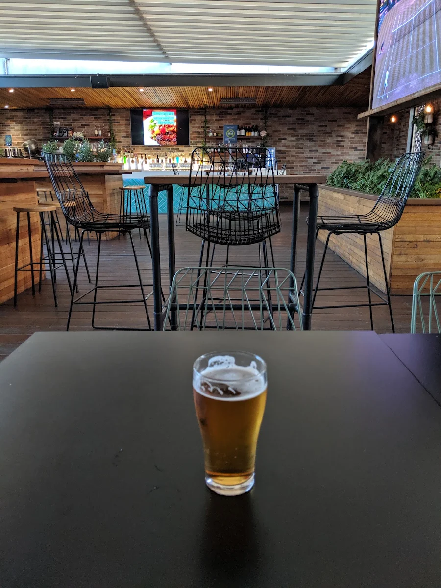 Food & drink, The Precinct Hotel