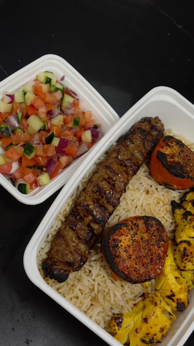 Food & drink, Nomadz Grill N' Pie
