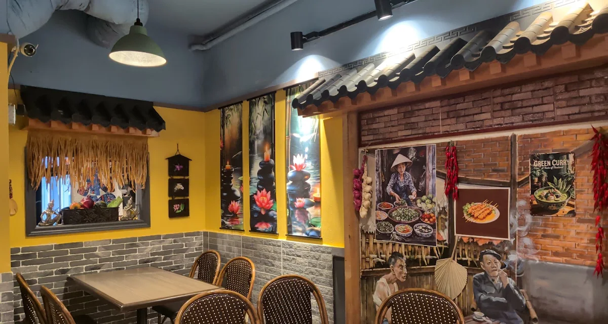Vibe, Gourmet Street Eats