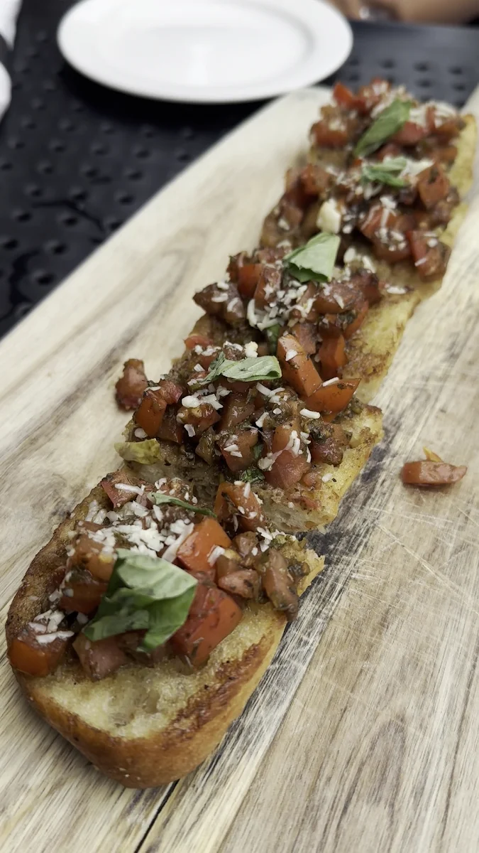 Food & drink, La Piazzetta Saint-Jean