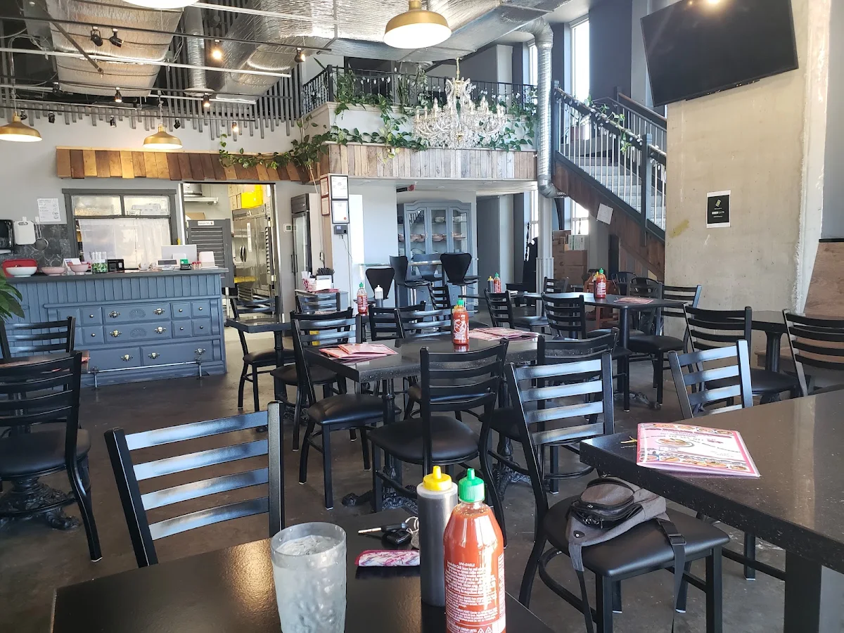 Vibe, Pho Khanh Express (Hastings)